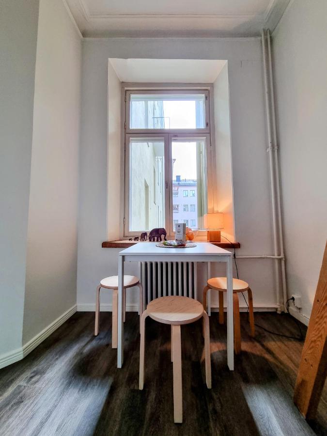 Апартаменты 4 Blocks From Stockmann Хельсинки Экстерьер фото
